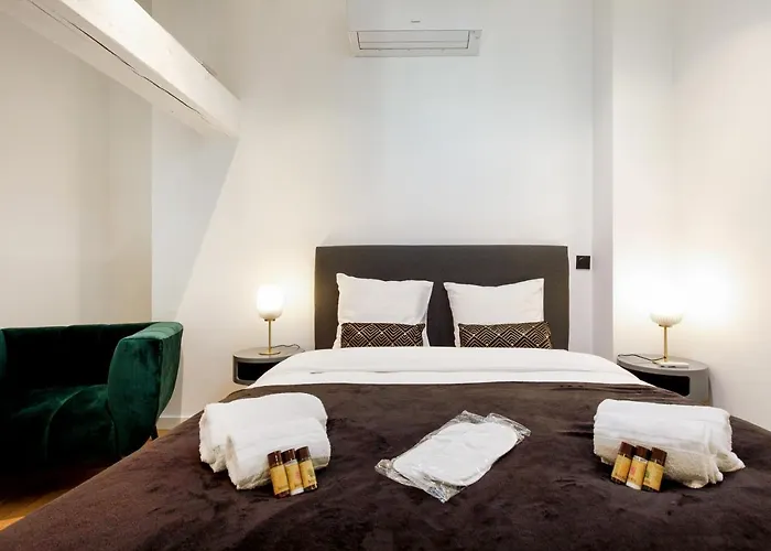 Palmalodge Yourhosthelper Cannes